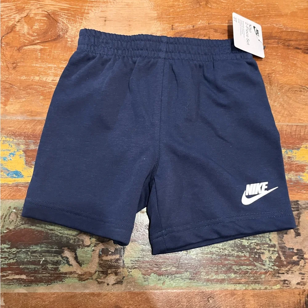 NWT Nike Boys 2 Piece Shorts Set - Picture 5 of 8